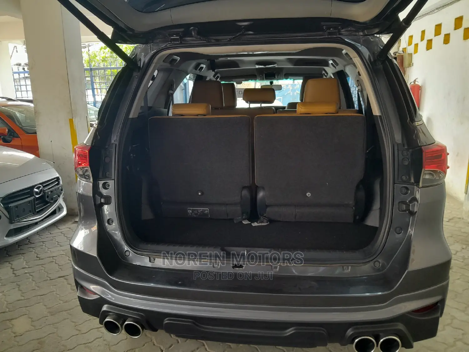 Toyota Fortuner 2016 Black