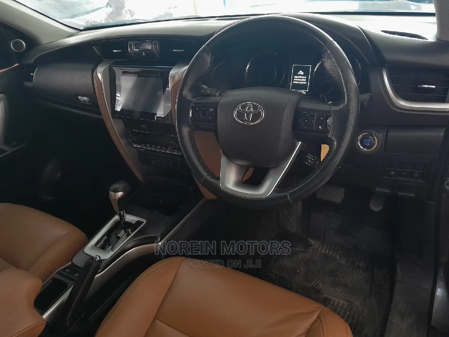 Toyota Fortuner 2016 Black