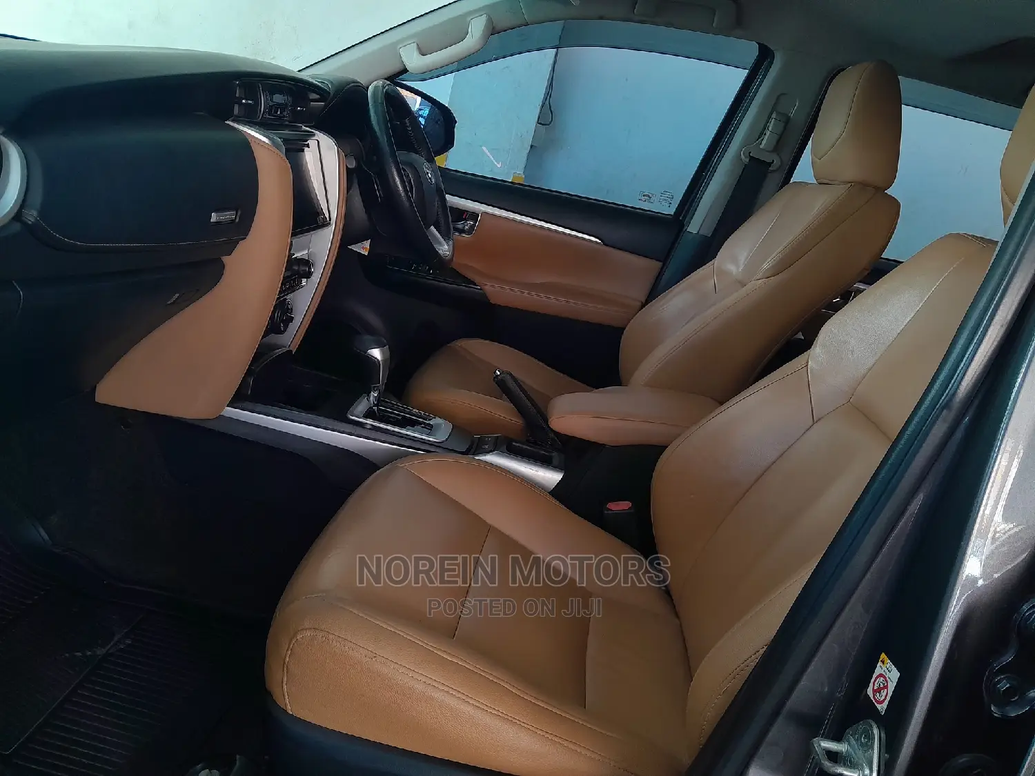 Toyota Fortuner 2016 Black