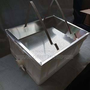 Large Plastic Tub Stainless Steel Uncapping Tray - main view