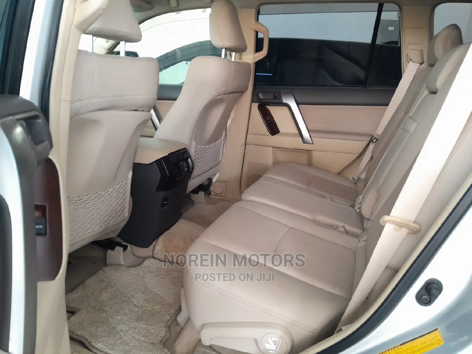 Toyota Land Cruiser Prado 2016 Silver