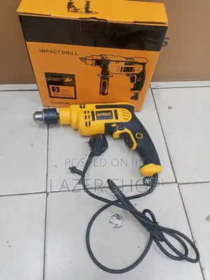 Dewalt Drill 700w