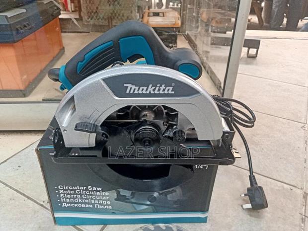 7" Makita Circular Saw - thumbnail 2