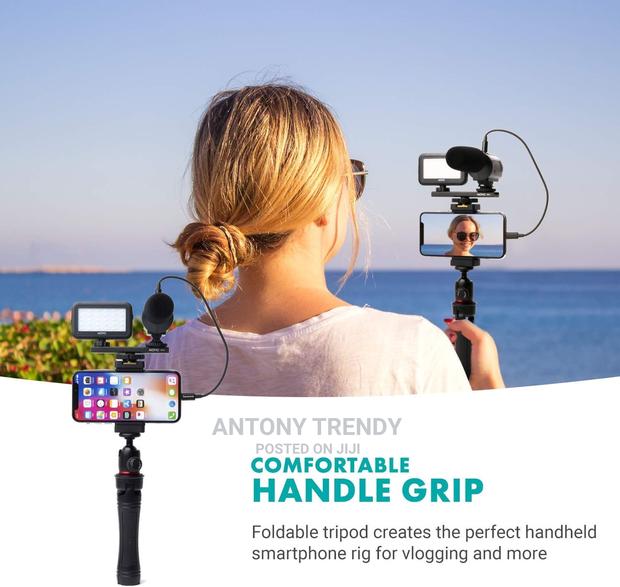 Smartphone Vlog Kit Light+ Microphone+ Clip+Tripod - main view