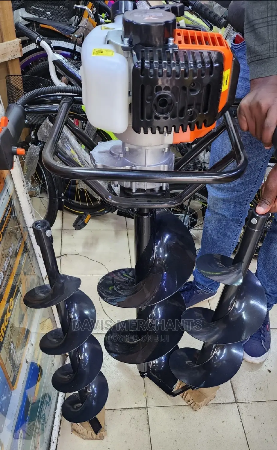 Hole Drilling Machine With 3 Bits