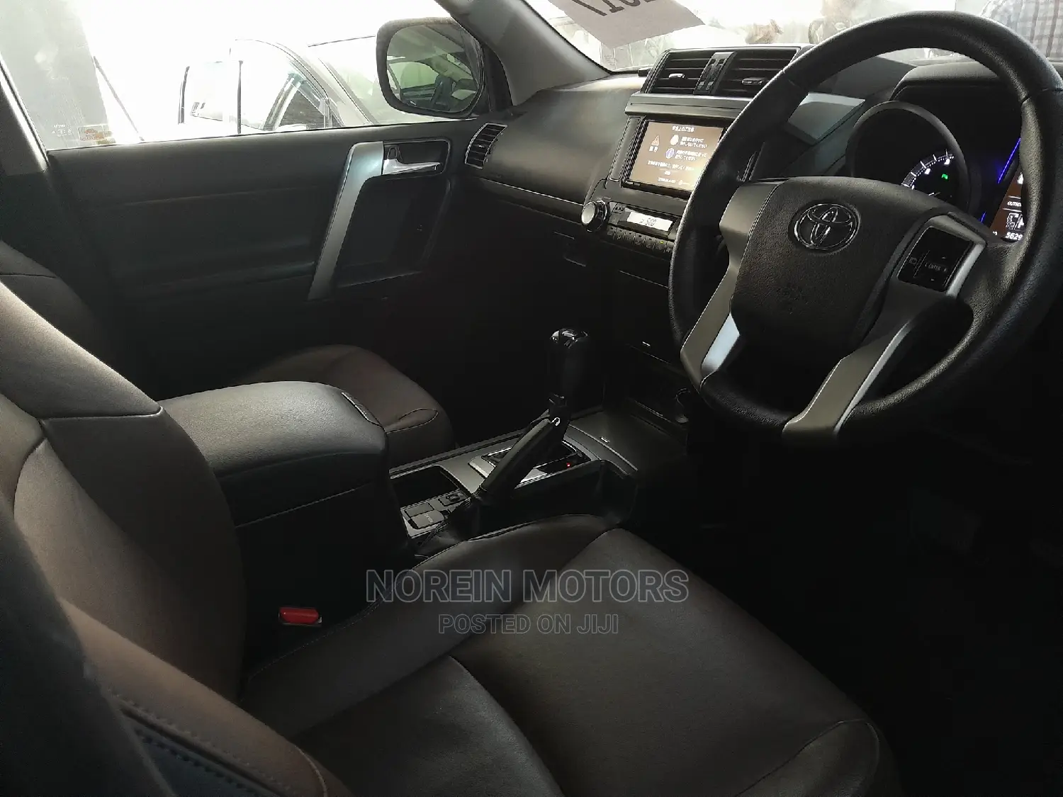 Toyota Land Cruiser Prado 2017 Black
