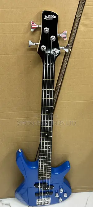 Ibanez 4 String Bass Guitar, Right Handed, Black (Gsr200bl)