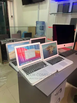 Laptop Apple MacBook 4GB Intel Core I5 SSHD (Hybrid) 500GB