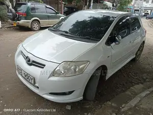 Toyota Auris 2009 Pearl