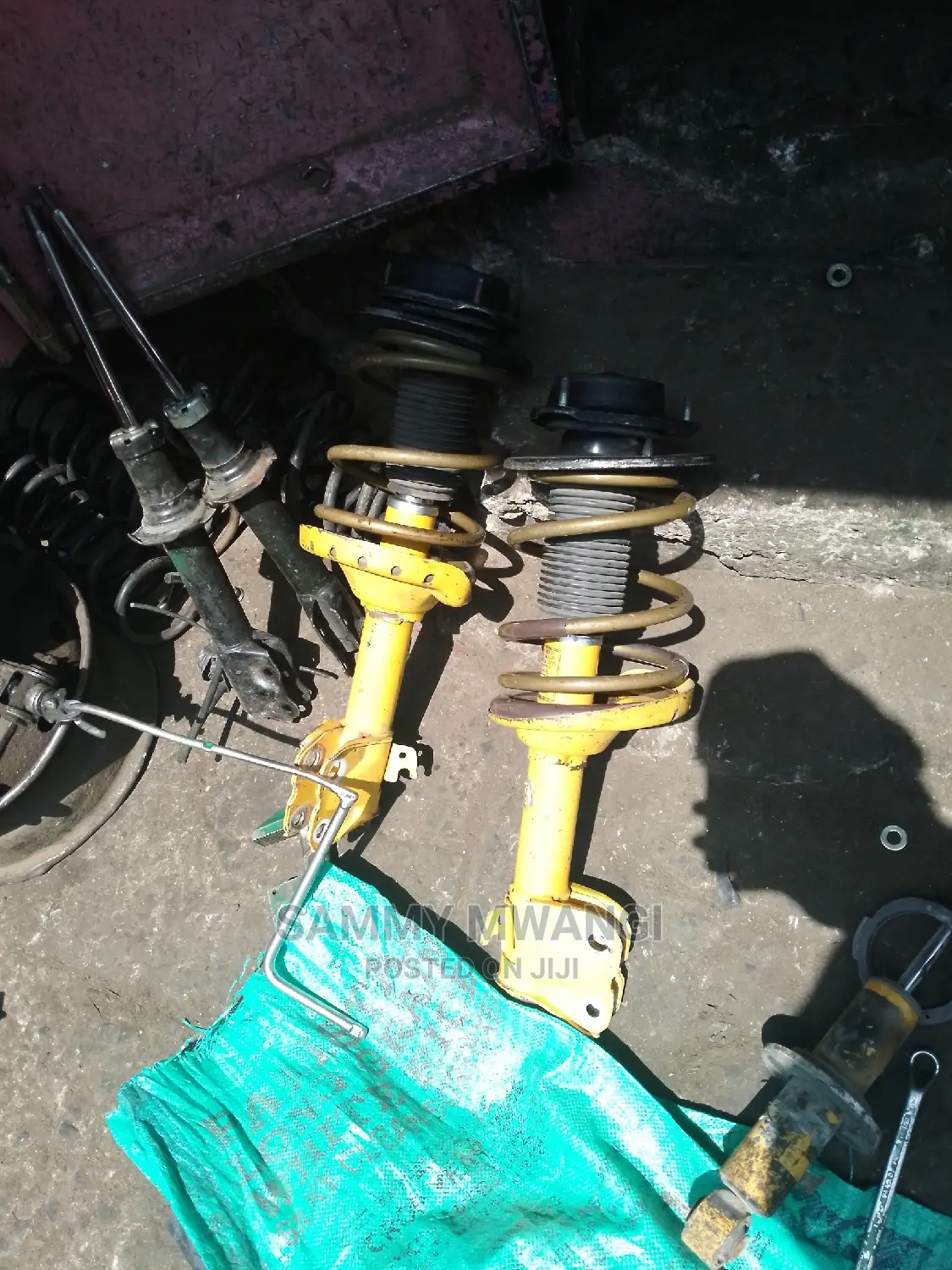 Subaru Br9 Legacy Front Complete Shocks