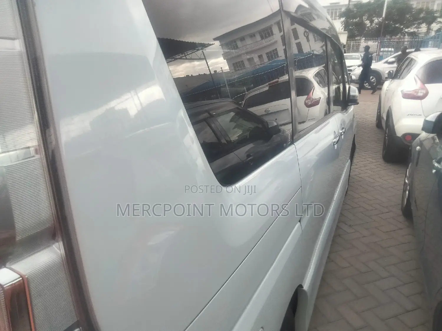 Nissan Serena 2016 White