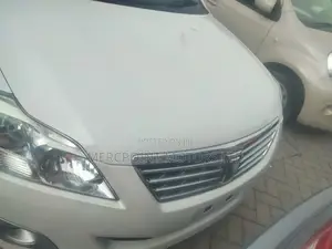 Toyota Premio 2016 White