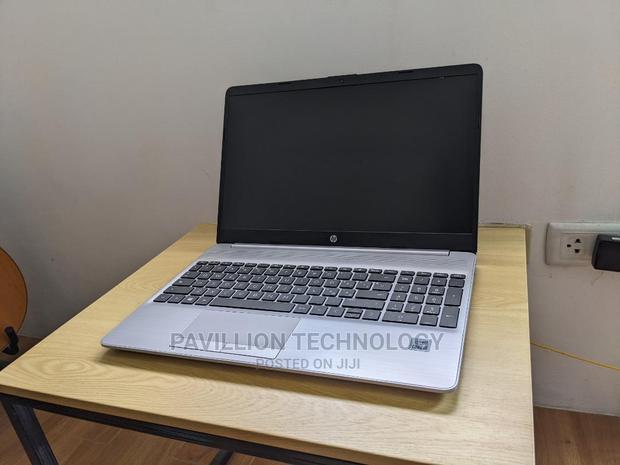New Laptop HP 250 G8 4GB Intel Core I5 HDD 1T - main view