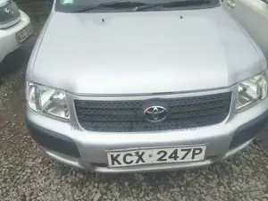 Toyota Succeed 2012 Silver