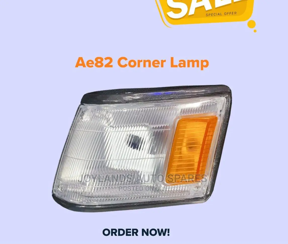 AE 82 Corner Lamp