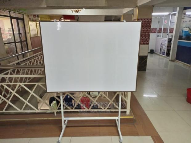 Whiteboard Portable 4ftx4ft - main view