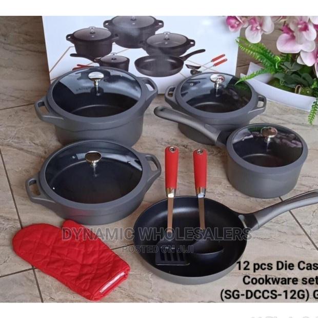12pcs Die Cast Signature Non Stick Cookware