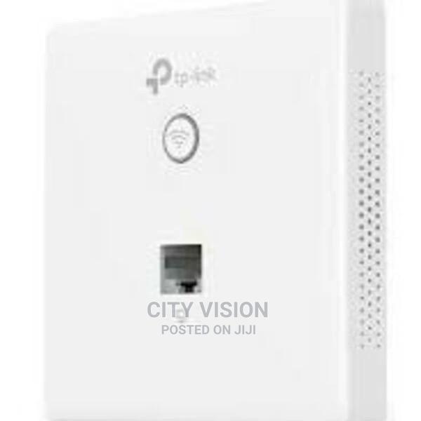 Tp-Link 300mbps Wireless N Wall-Plate Access Point - EAP115 - main view