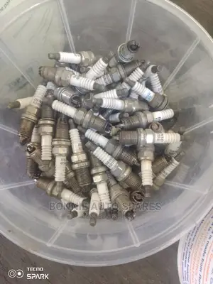 Engine Sparks Plugs