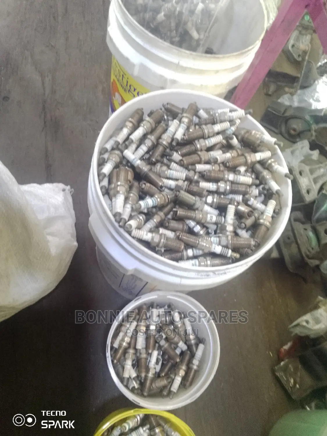 Engine Sparks Plugs