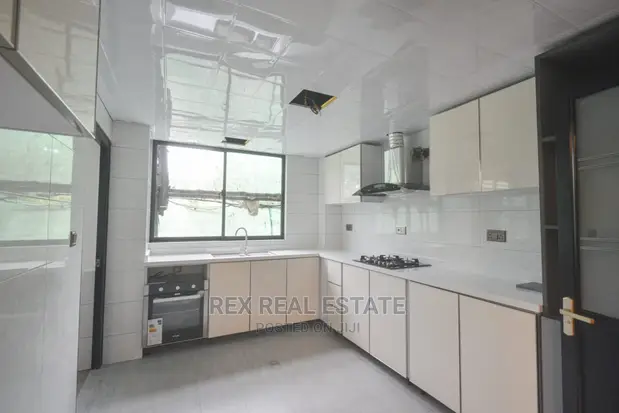 3bdrm Apartment in Muringa Rd,Ensuite, Hurlingham for rent