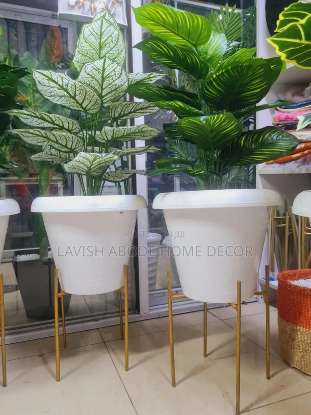 Artificial Indoor Plant With Pot and Gold Metallic Stand
