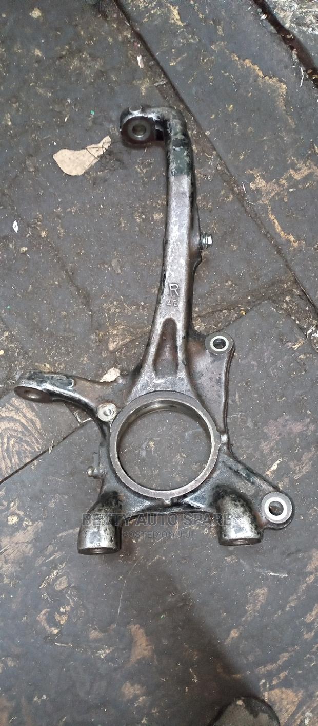 Toyota V8 200 Series Knuckle - thumbnail 2