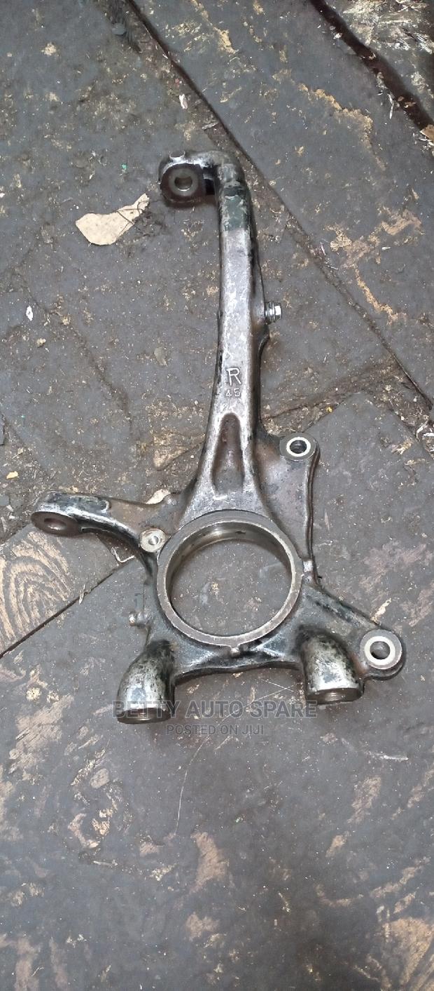 Toyota V8 200 Series Knuckle - thumbnail 3