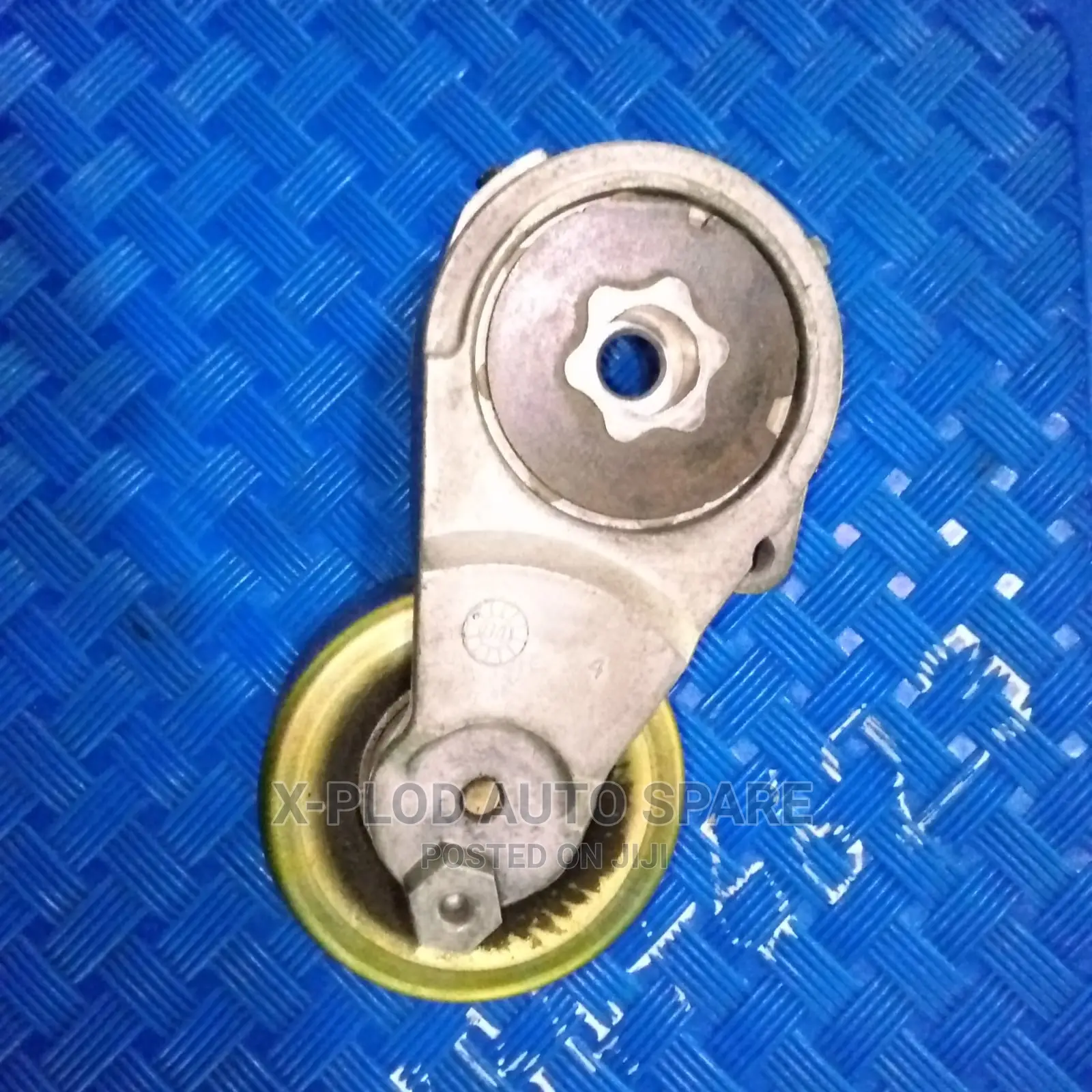 Nissan (X-Trail, Serena, Dualis) MR20 Belt Tensioner