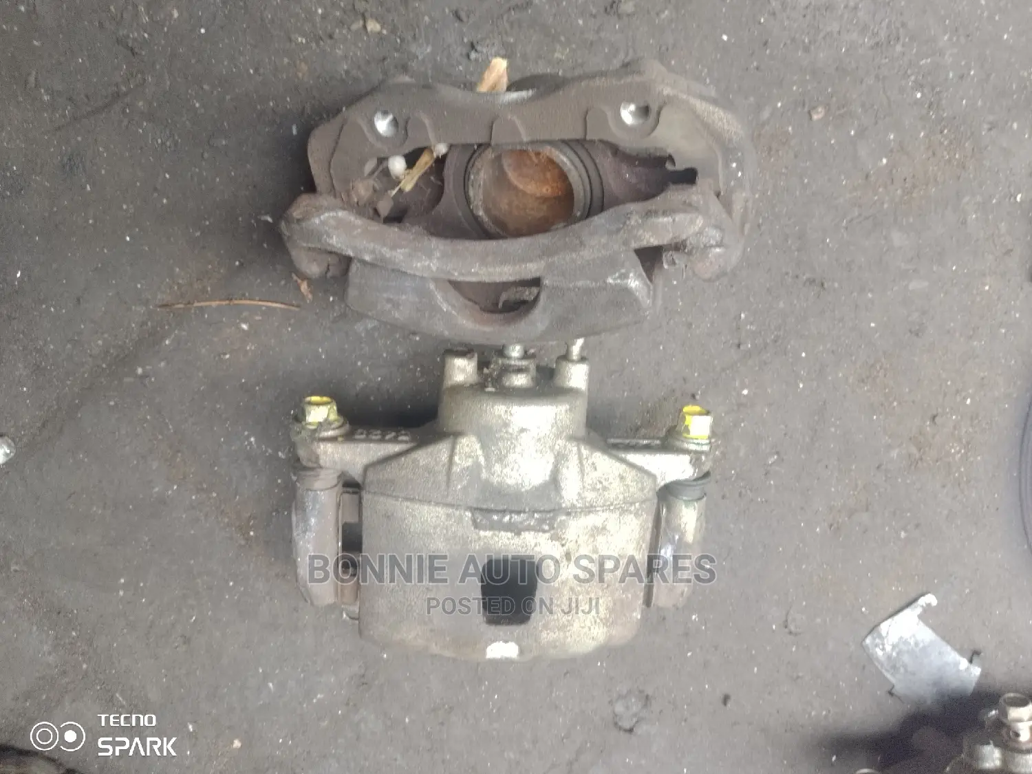 Nissan Tiida,Note,Wingroad, Caliper