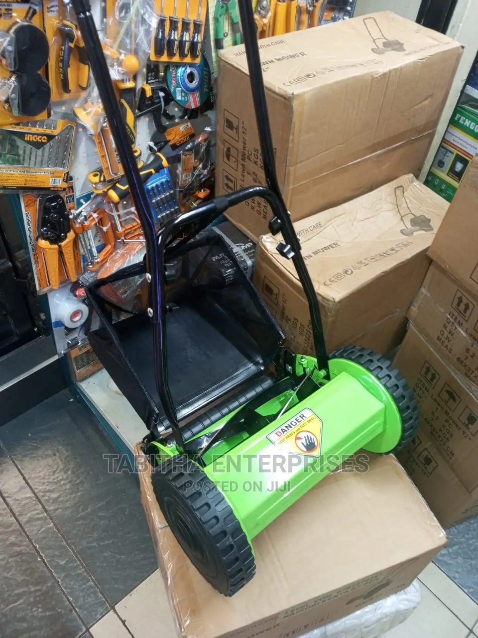 Lawn Mower Machine