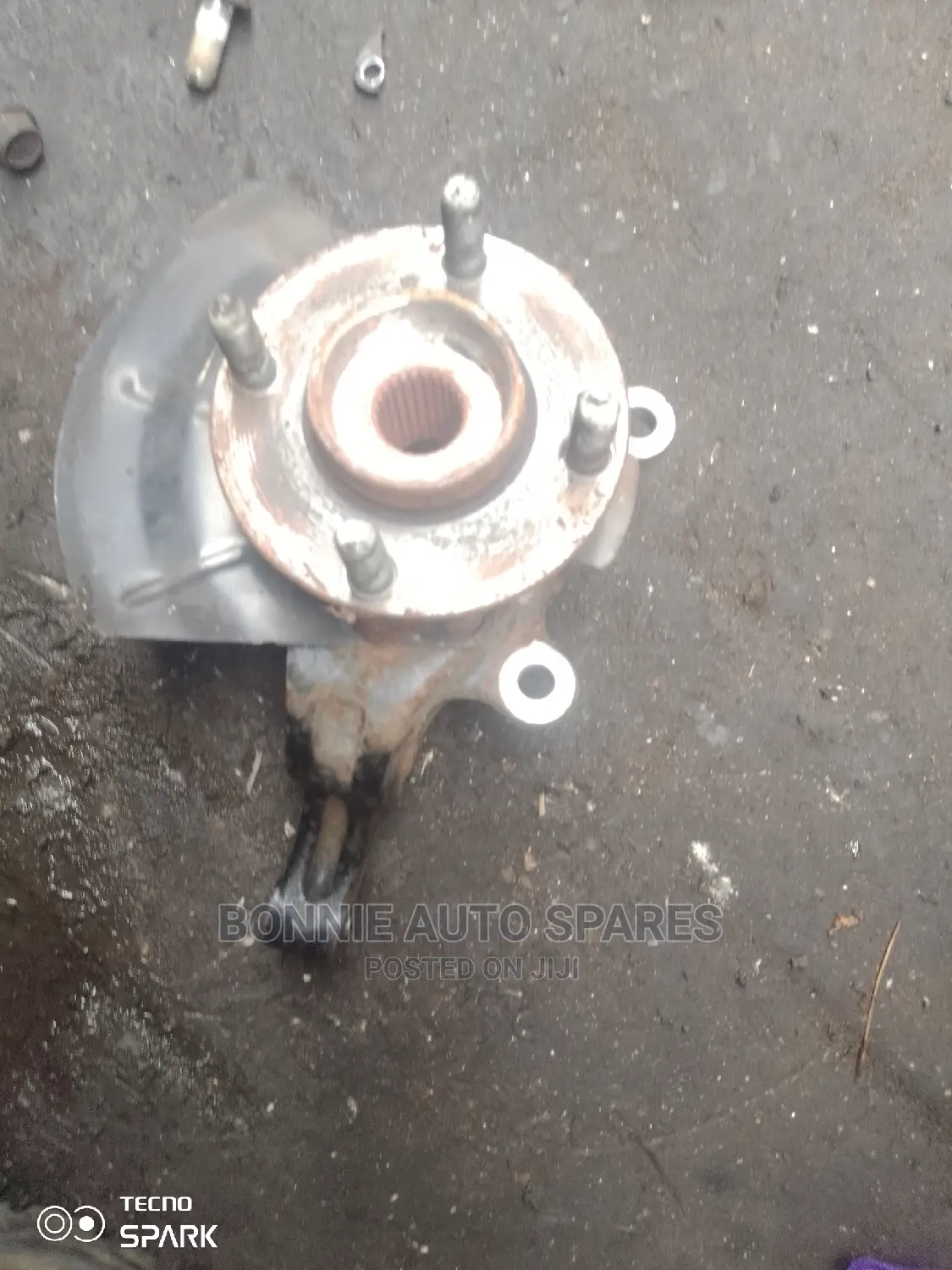 Nissan Tiida, Wingroad Y12, Bluebird Front Hub