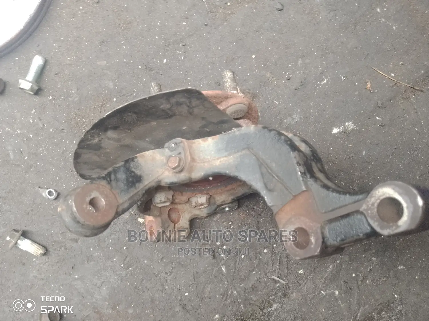 Nissan Tiida, Wingroad Y12, Bluebird Front Hub