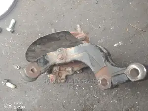Nissan Tiida, Wingroad Y12, Bluebird Front Hub