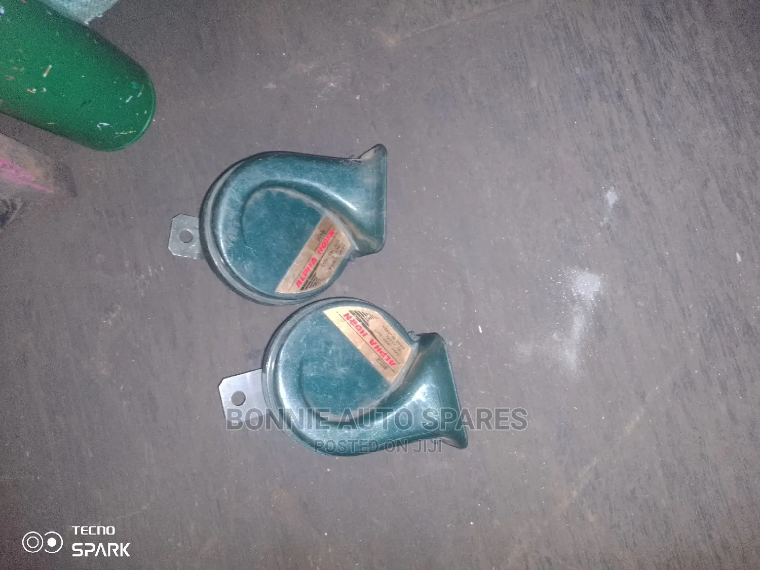 Toyota Harrier Horns Pair