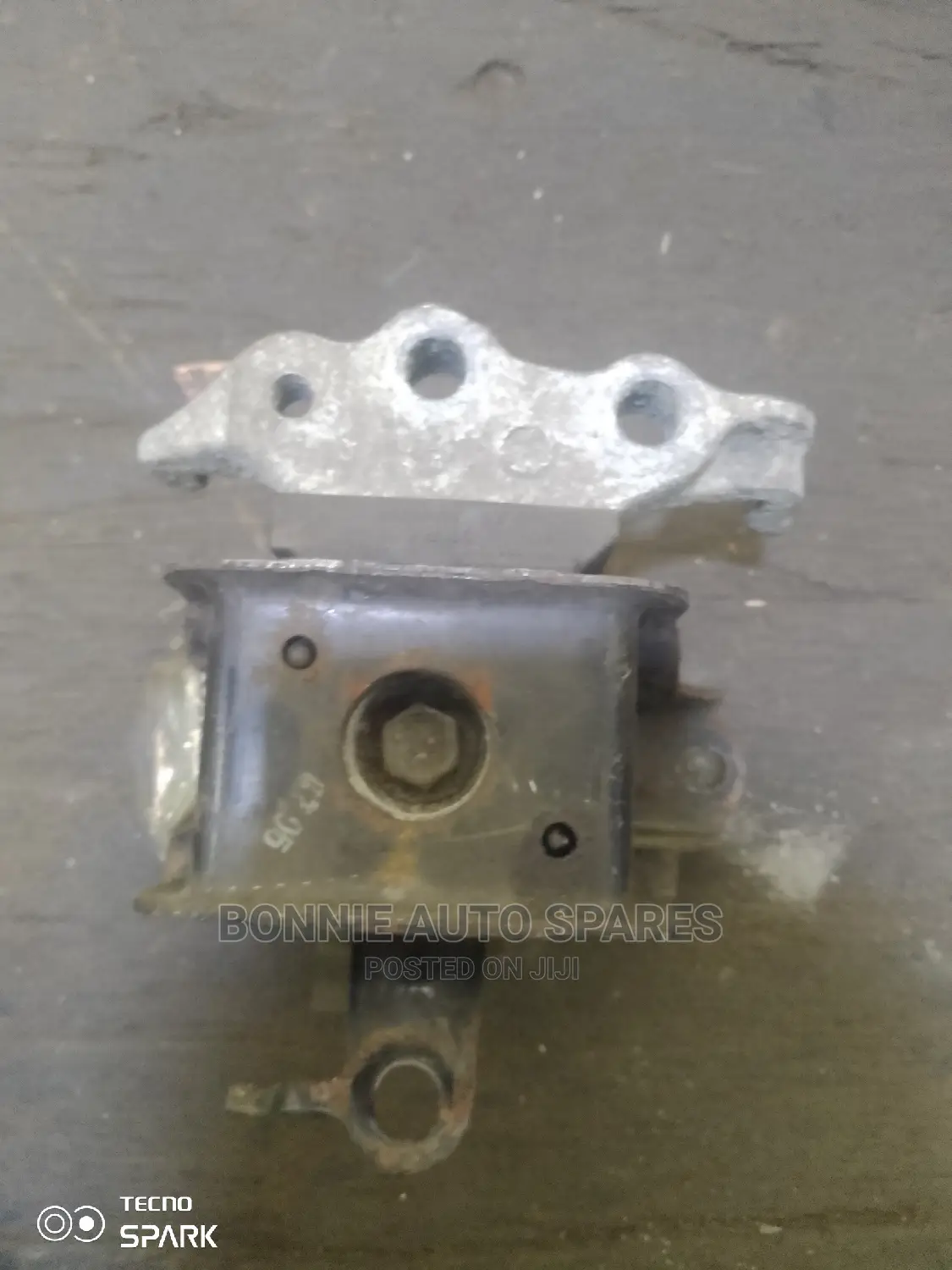 Daihatsu Mira Engine Mounting