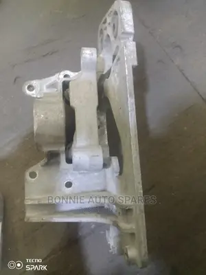 Nissan Serena Gearbox Mounting