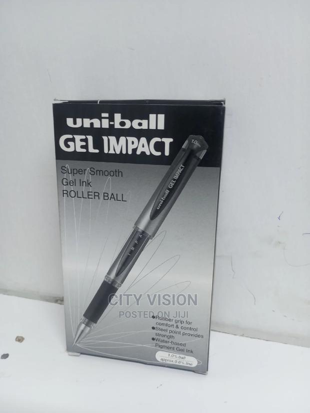 Pen Uni-Ball Gel Impact - main view