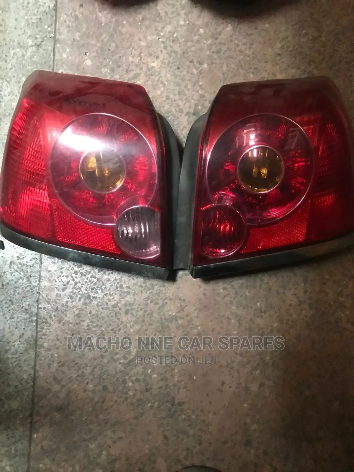 Toyota Avensis 2005 Saloon Backlight