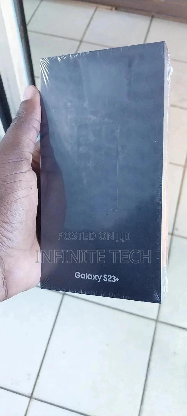 New Samsung Galaxy S23+ 256 GB Black - thumbnail 3