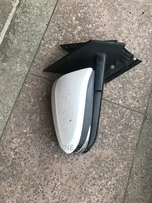 Toyota Rav 4 2014 Sidemirror