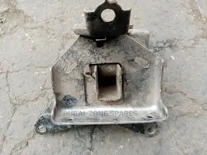 Gearbox Upper Mount Ractis Available.