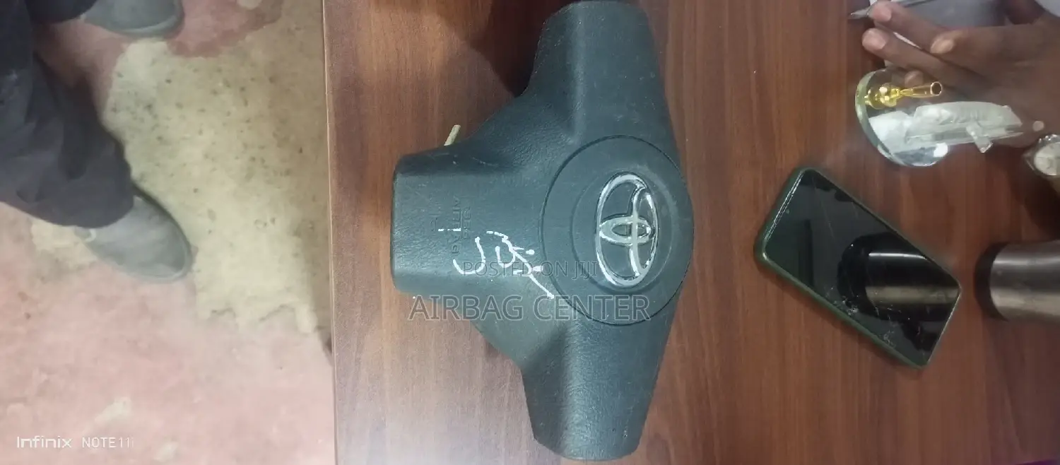 Vanguard/Rav 4 Vanguard Steering Airbags