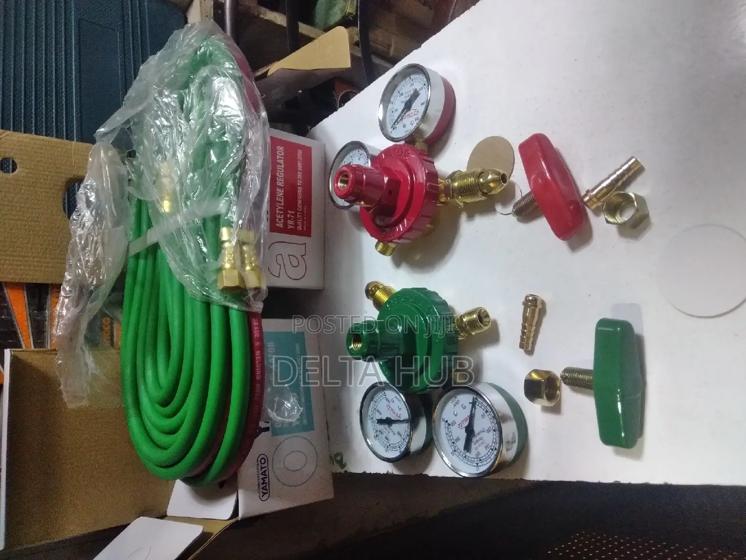 Welding Gas Regulator and Pipes