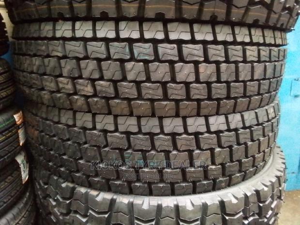 11r22.5 Pirreli Tyre - main view