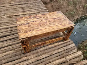 Wood Pallet Table- DOW