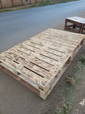 Pallet Bed- Detachable 4*6