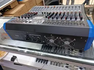 Mackie 12 Channels Powered Mixer With Groupings