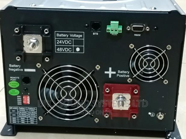 Pure Sine Wave Inverter With Solar Charge Control - thumbnail 8