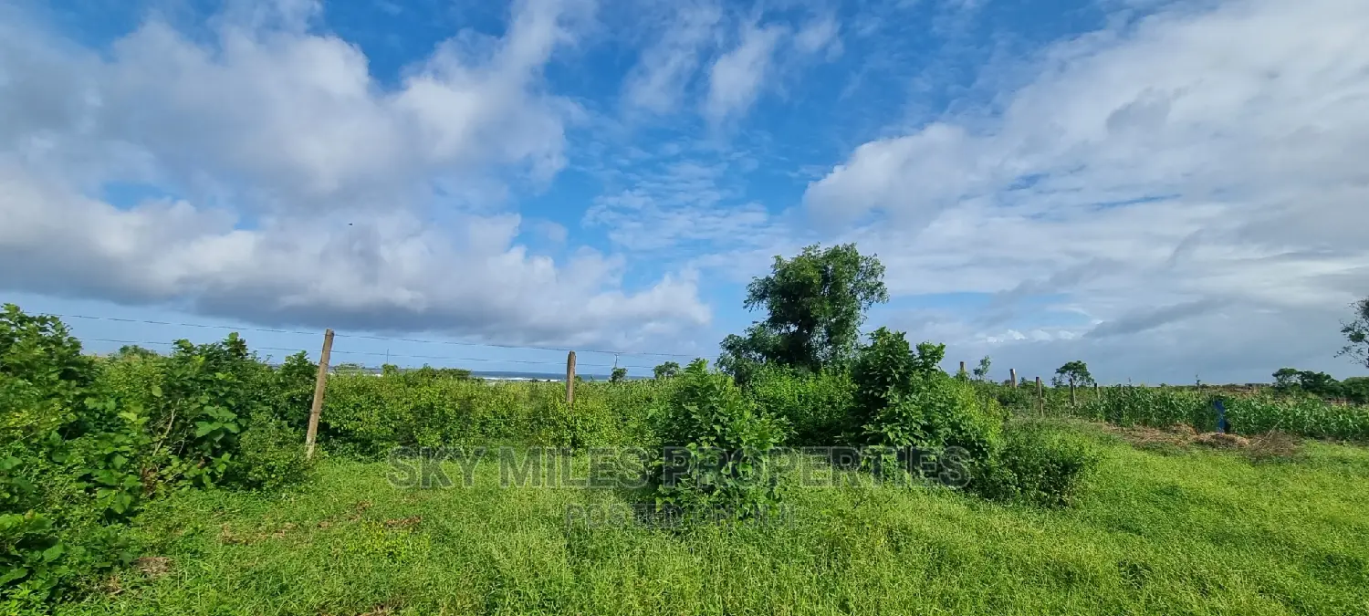 Kikambala,2.5 Acres,Second Row From the Ocean on Sale.